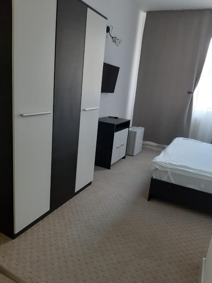 Casablanca Hostel Craiova Ngoại thất bức ảnh