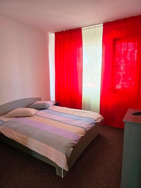Casablanca Hostel Craiova Ngoại thất bức ảnh